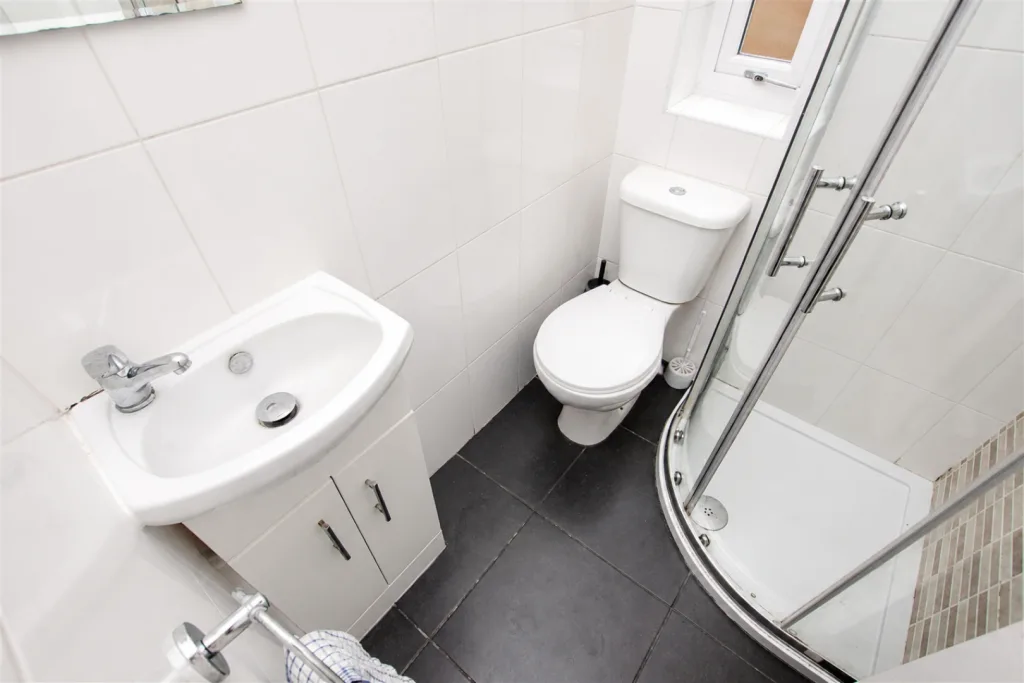 7 bedroom property for rent