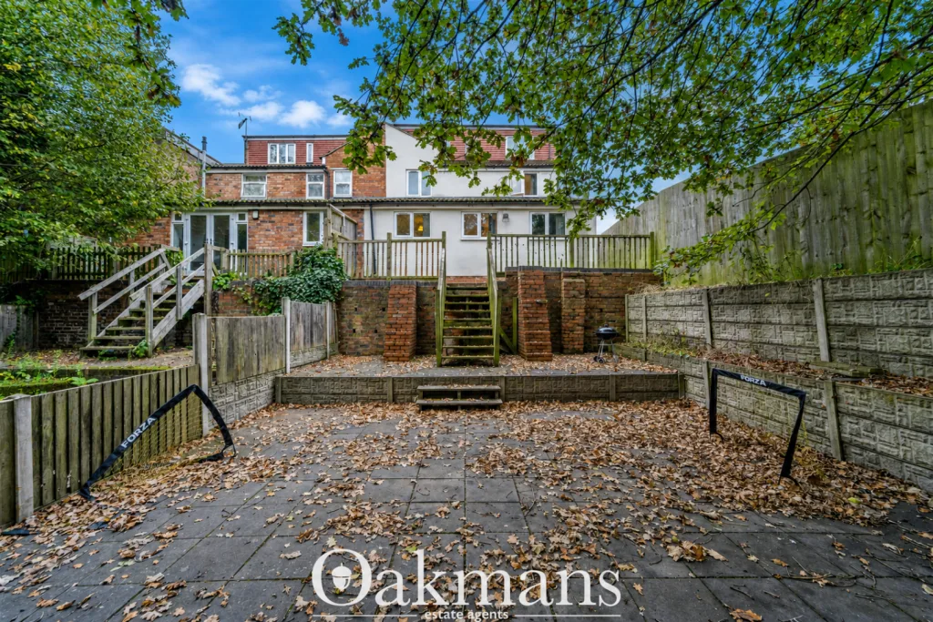 9 bedroom house for rent
