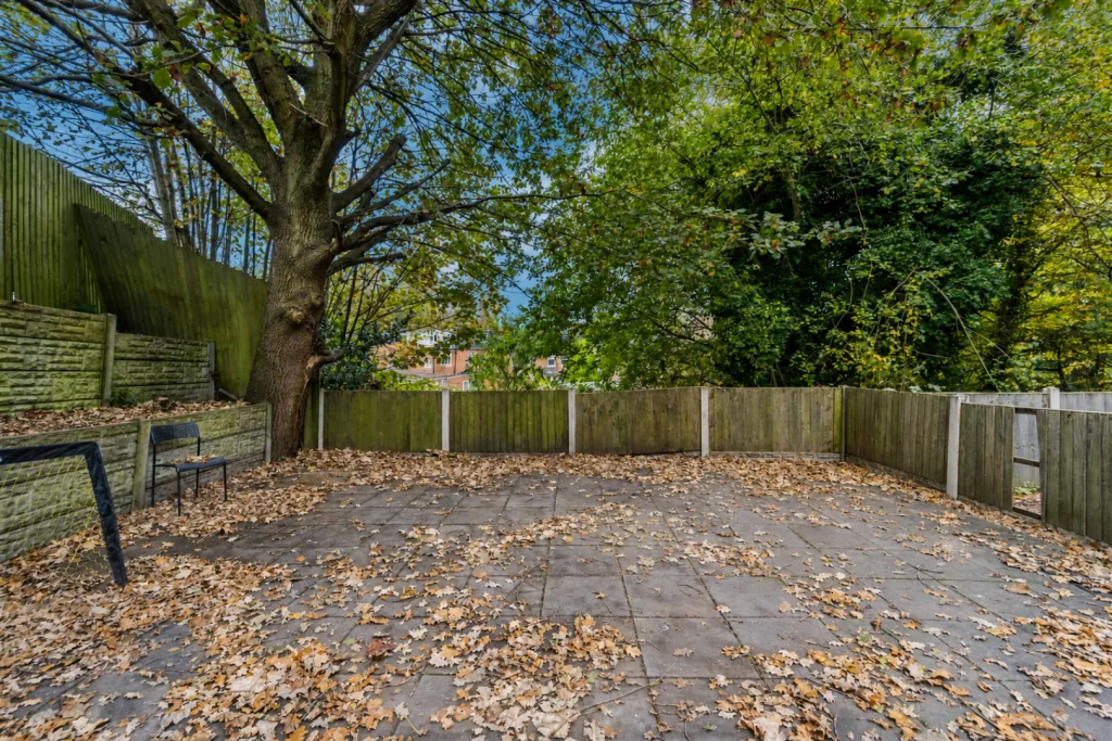 9 bedroom house for rent