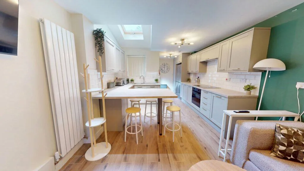 5 bedroom house for rent