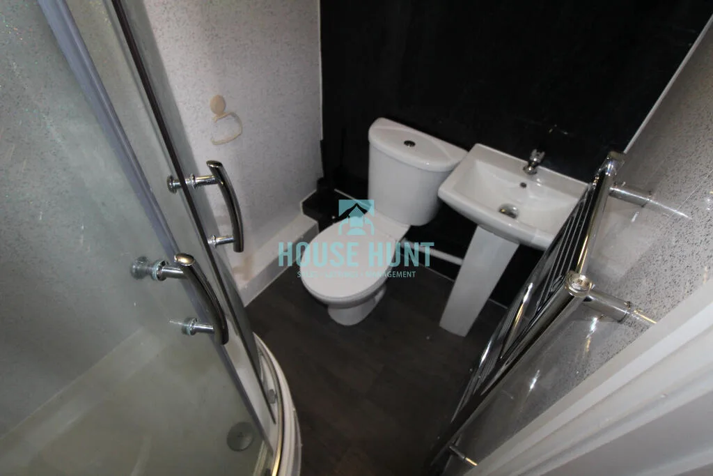 5 bedroom house for rent