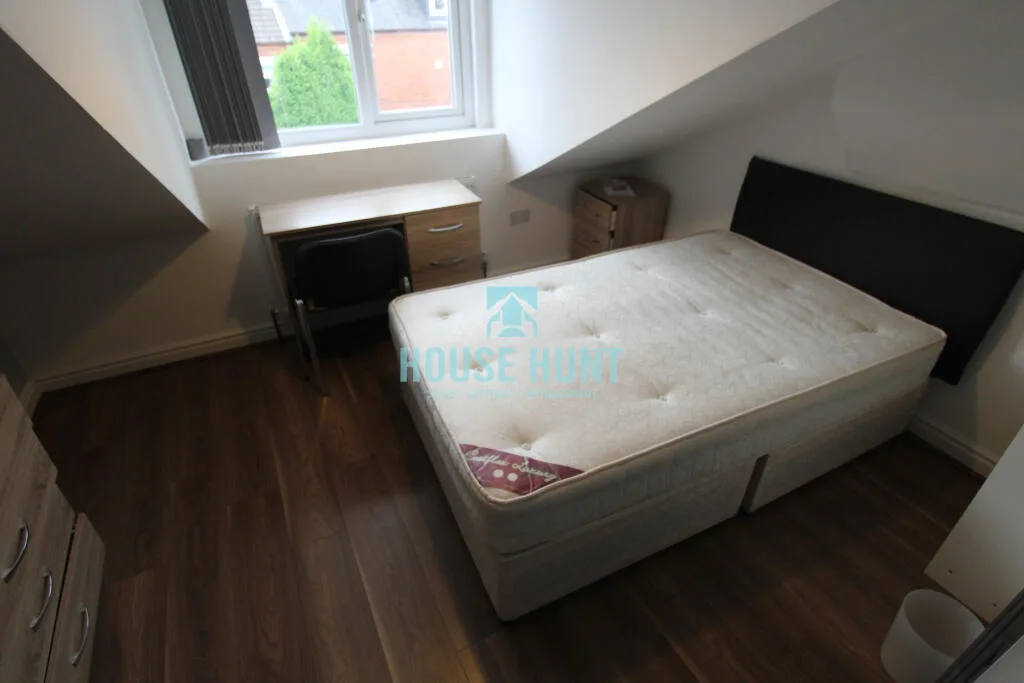 5 bedroom house for rent