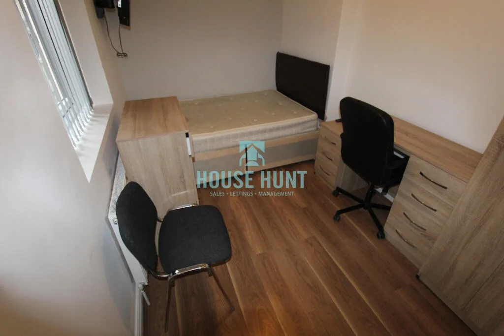 5 bedroom house for rent