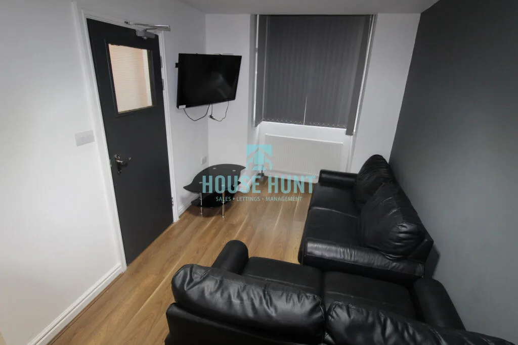 5 bedroom house for rent