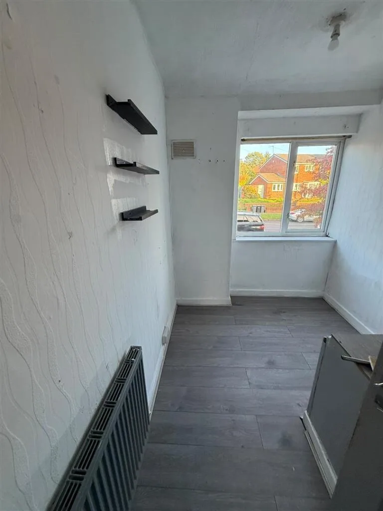 3 bedroom semi-detached house for rent