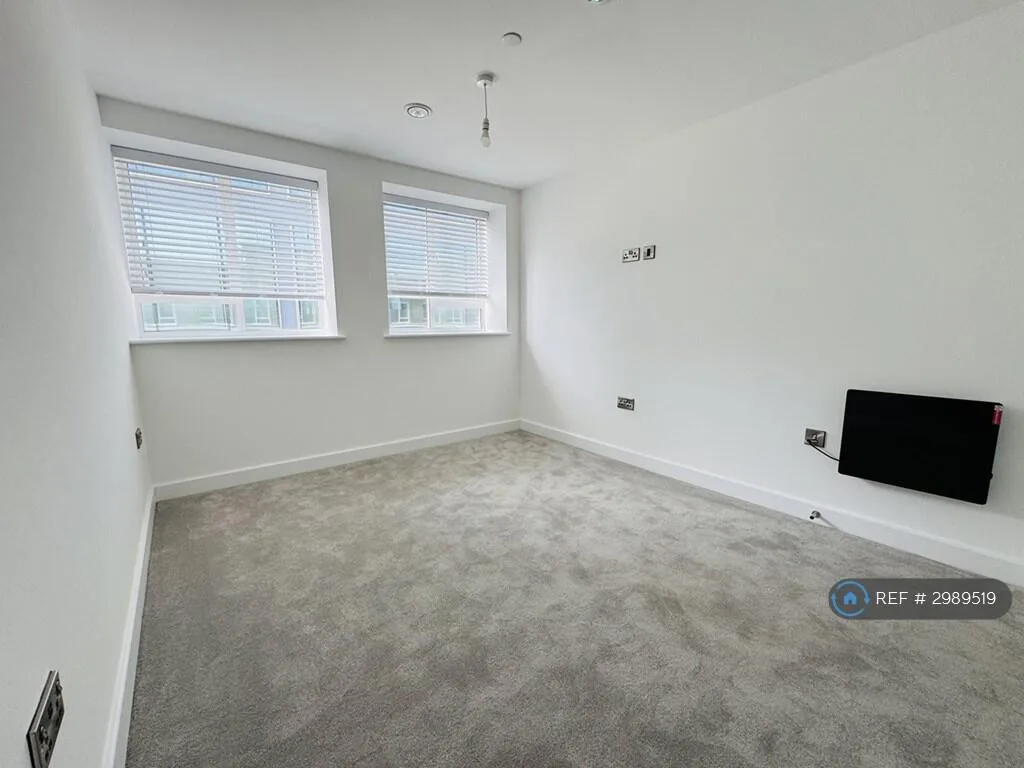 1 bedroom penthouse for rent
