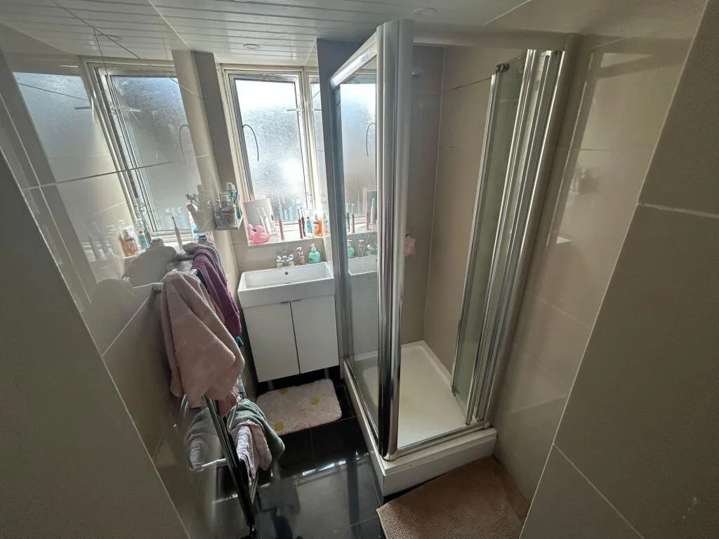 4 bedroom flat for rent