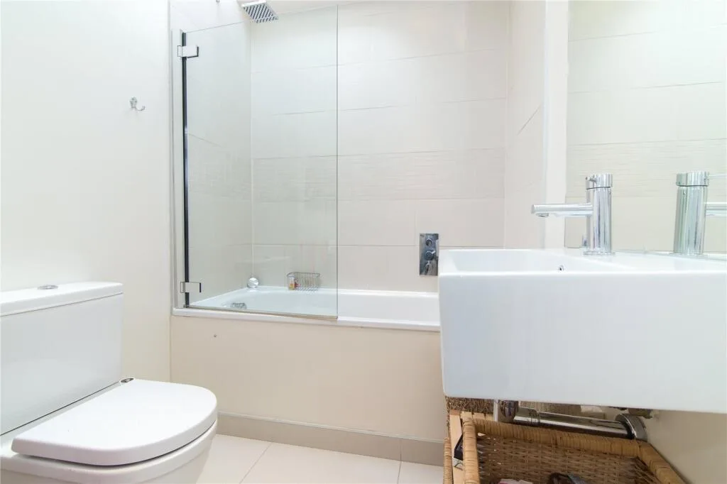 4 bedroom flat for rent