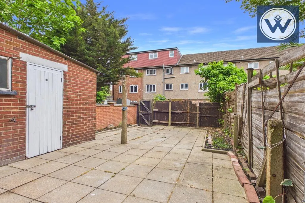4 bedroom terraced house for rent