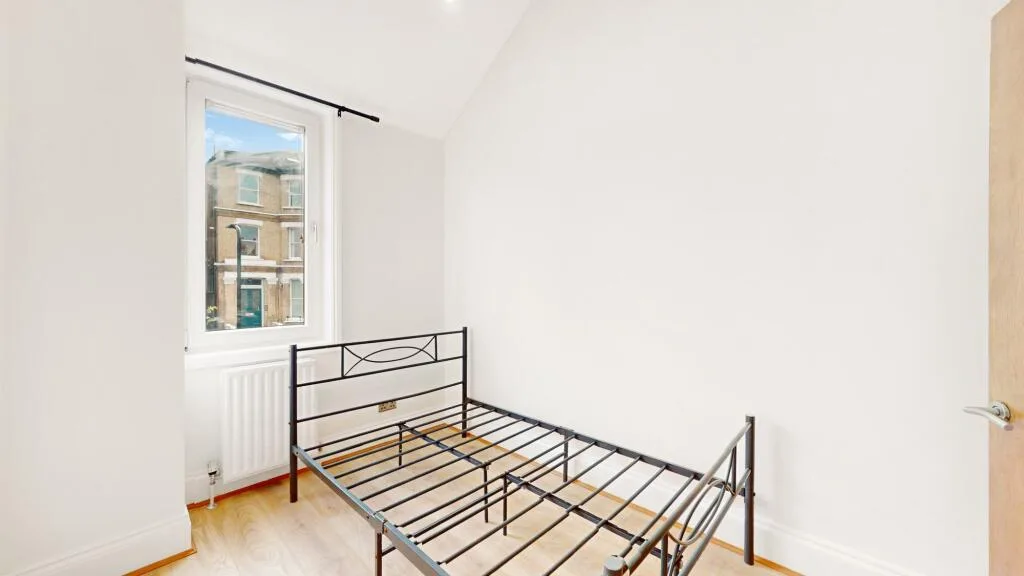 4 bedroom terraced house for rent