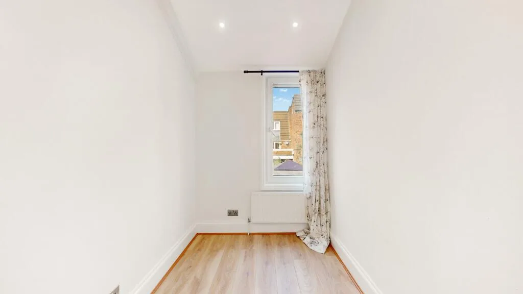 4 bedroom terraced house for rent