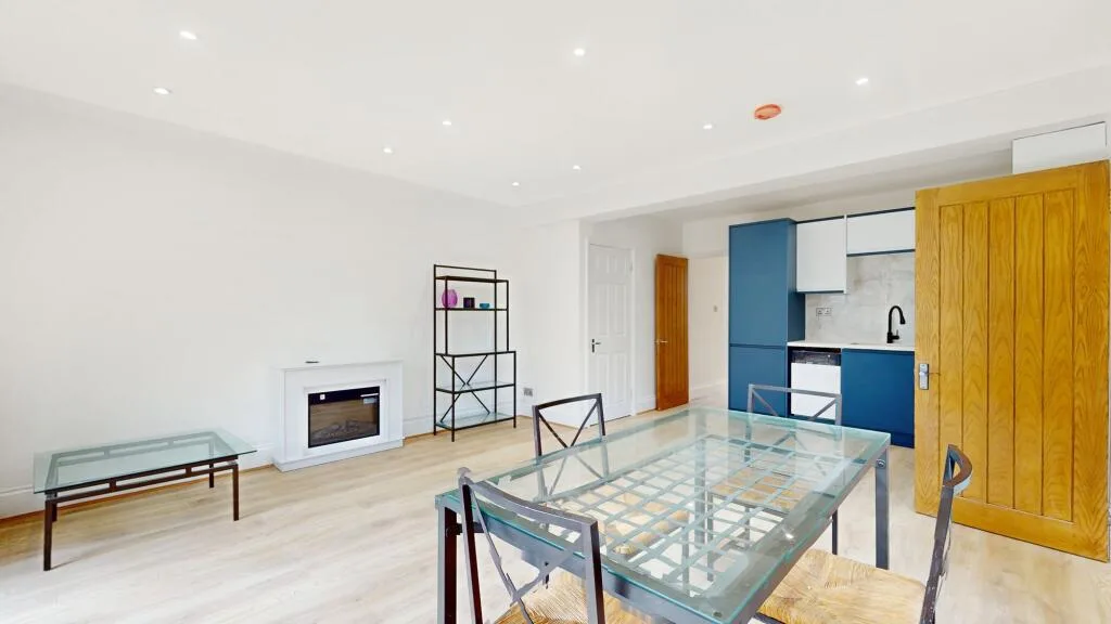 4 bedroom terraced house for rent