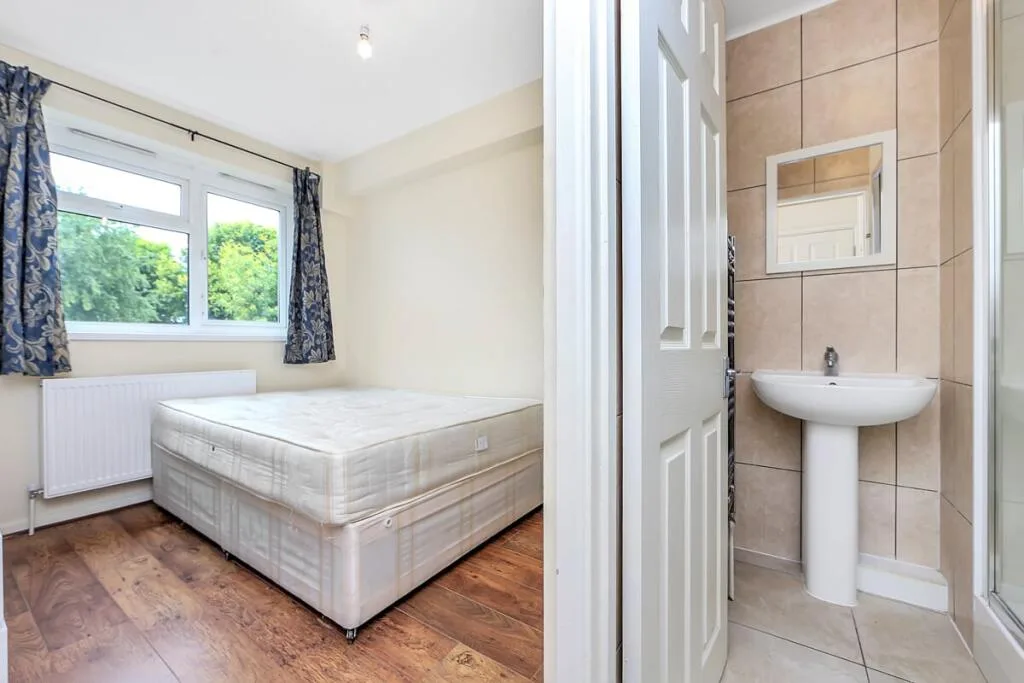 4 bedroom maisonette for rent