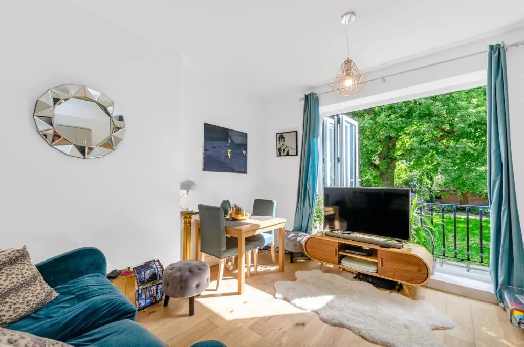 2 bedroom flat for rent