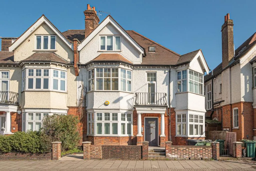 2 bedroom flat for rent