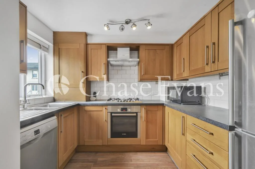2 bedroom house for rent