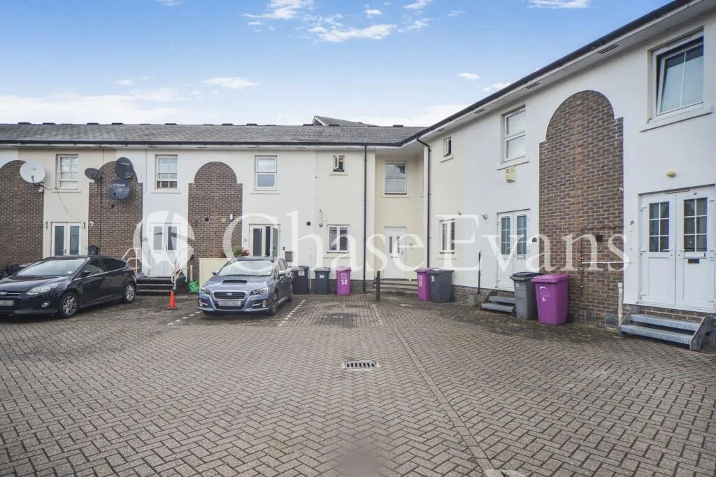 2 bedroom house for rent