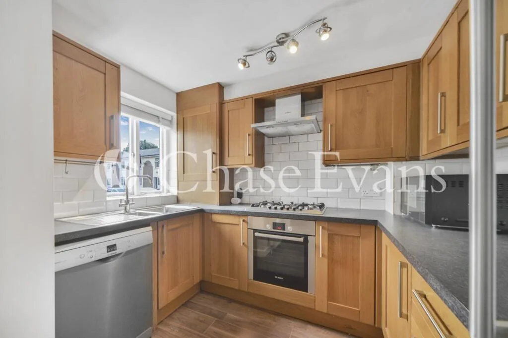 2 bedroom house for rent