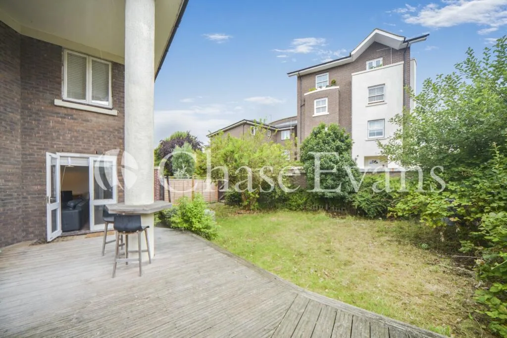 2 bedroom house for rent