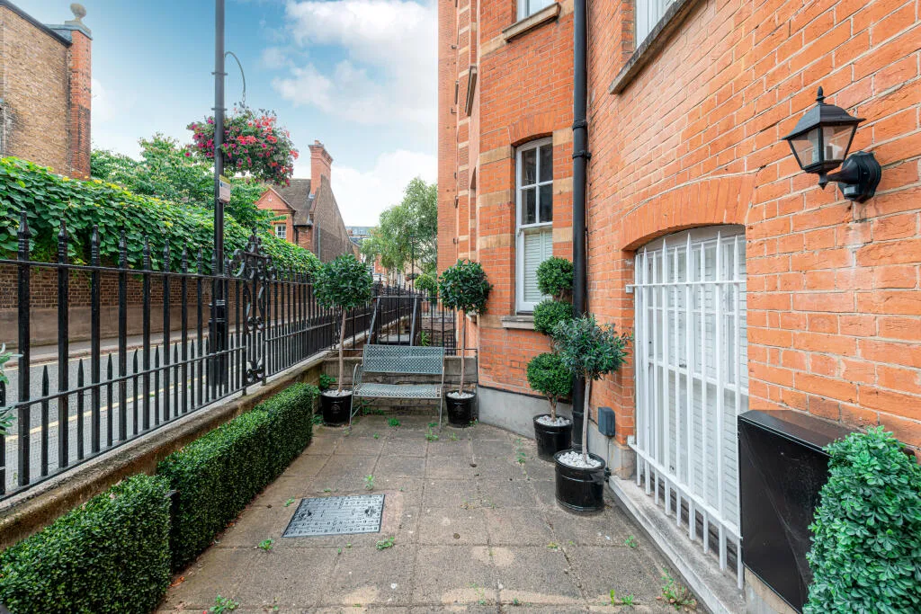 2 bedroom terraced house for rent