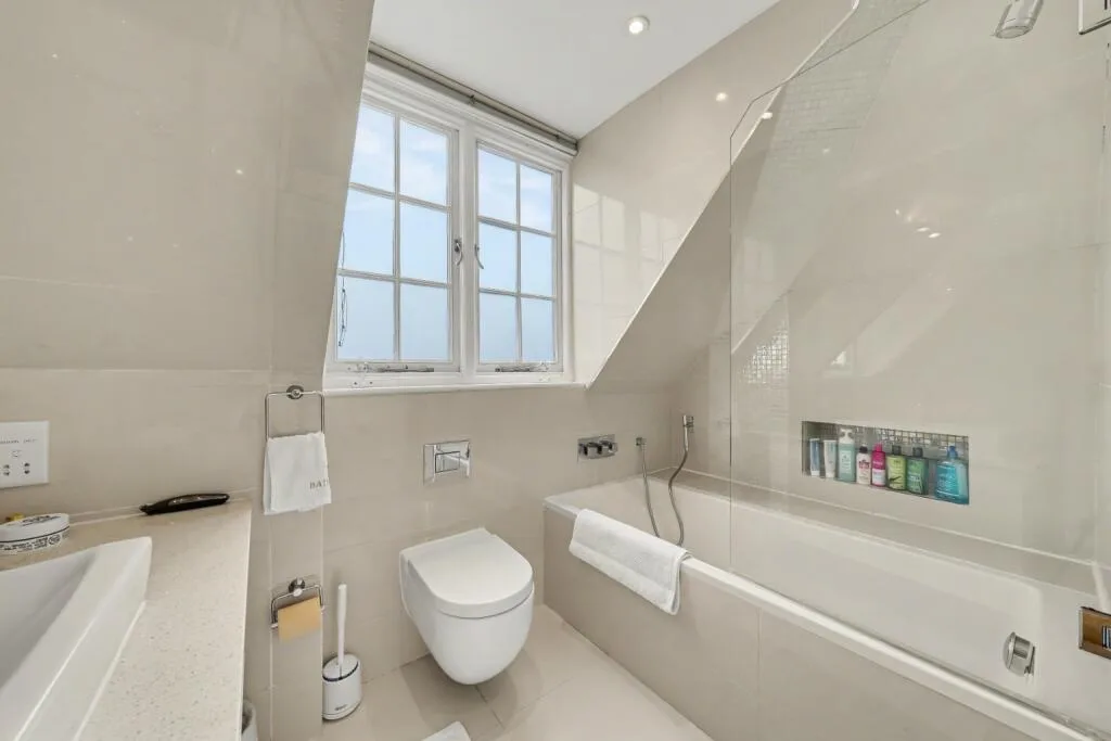 3 bedroom apartment for rent