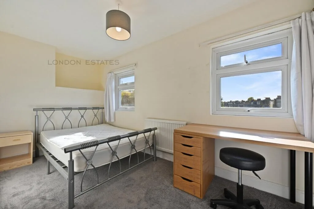 3 bedroom maisonette for rent