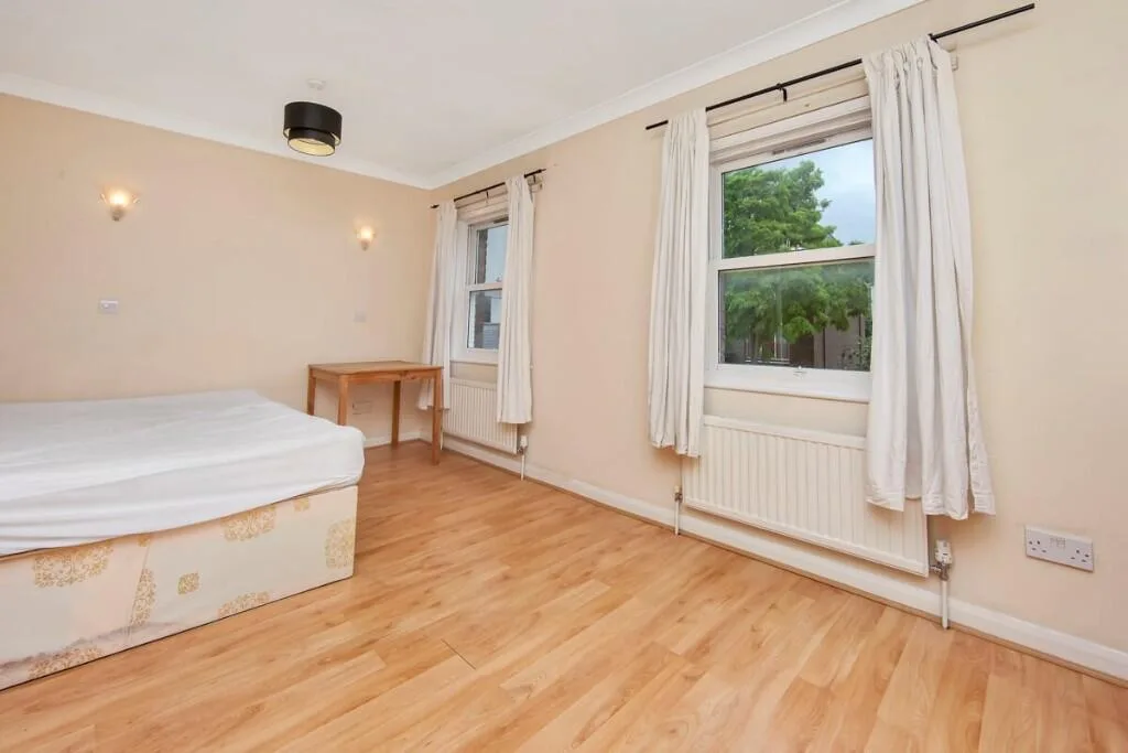 4 bedroom terraced house for rent