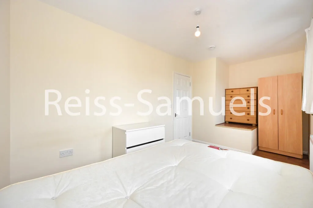 4 bedroom terraced house for rent
