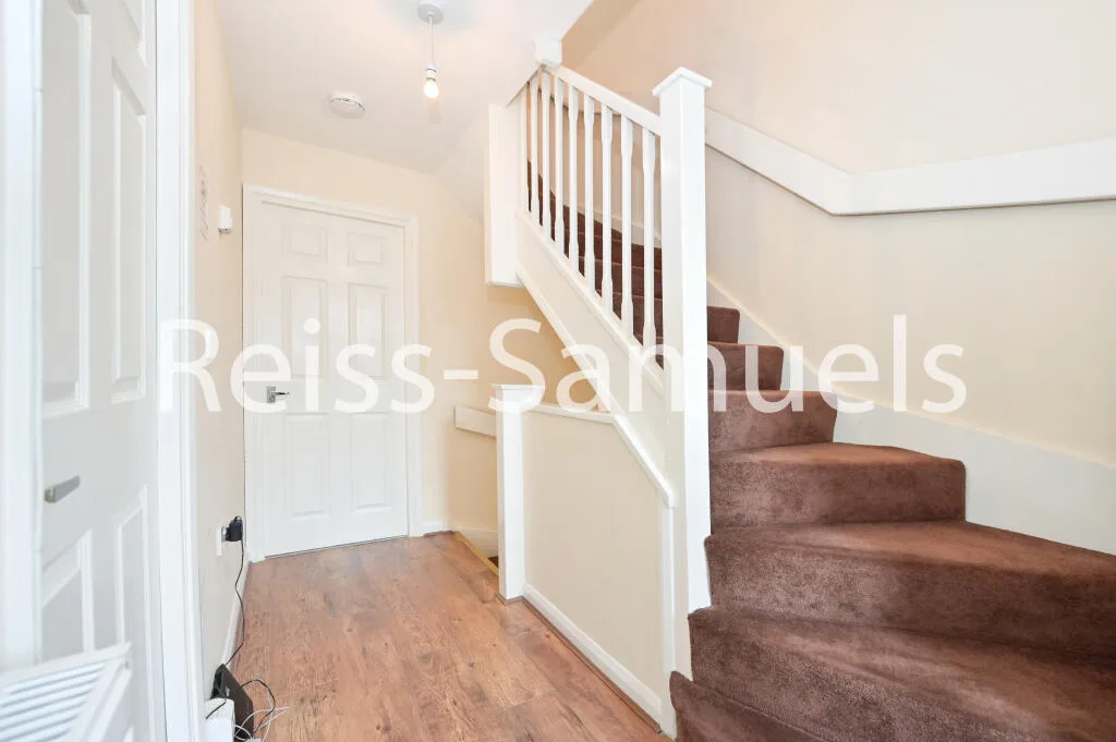 4 bedroom terraced house for rent