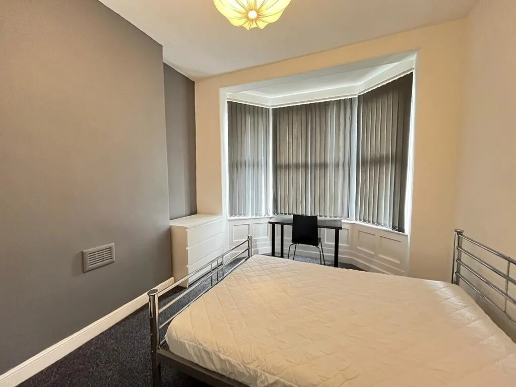 1 bedroom house share for rent