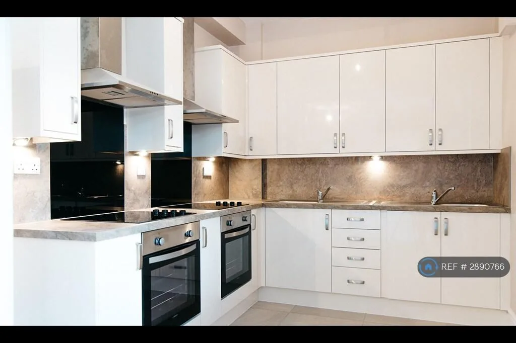 1 bedroom house share for rent