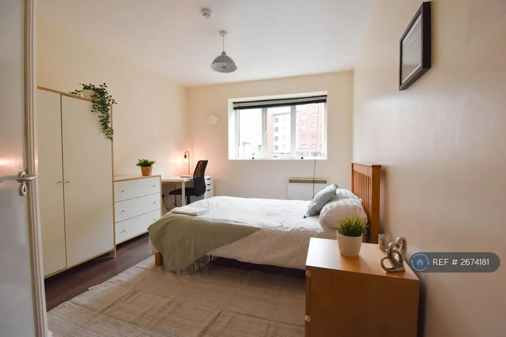1 bedroom flat share for rent