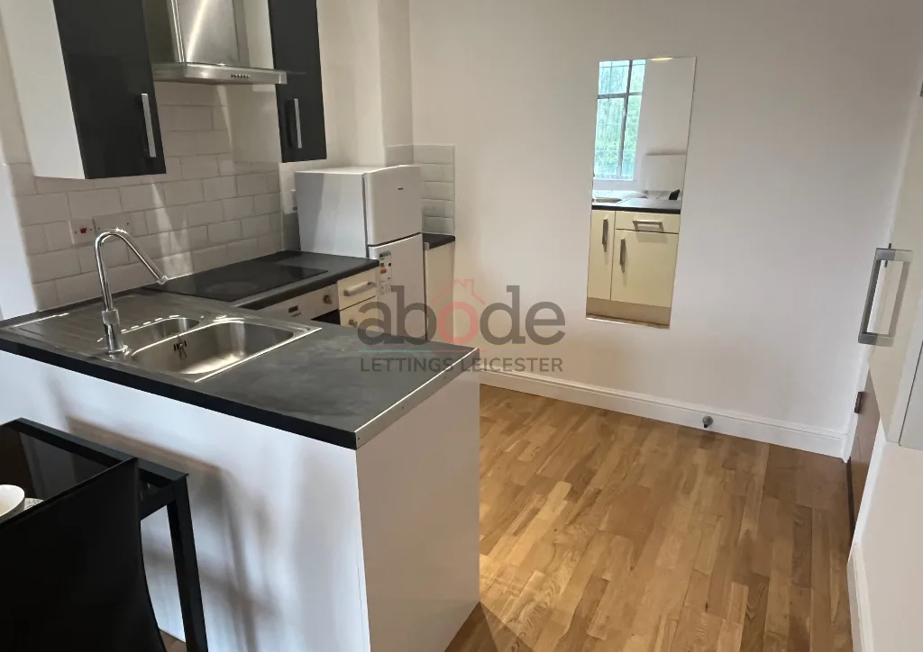 Studio flat for rent