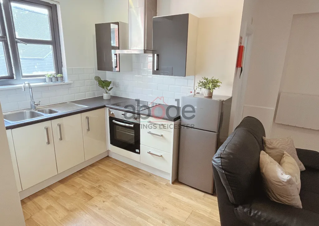 Studio flat for rent