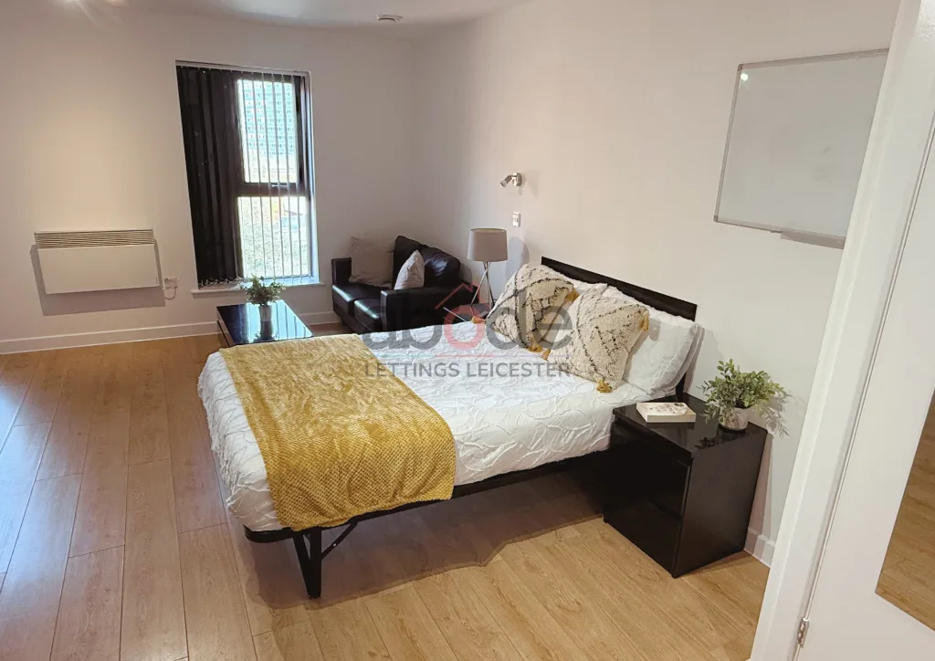 Studio flat for rent