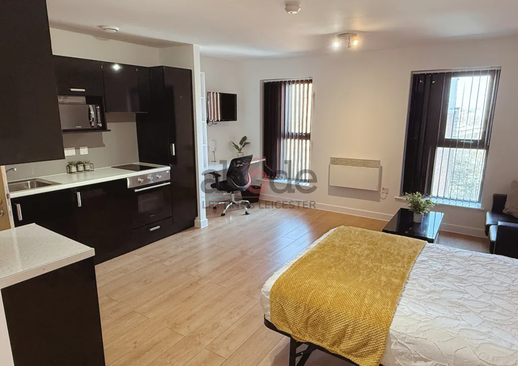 Studio flat for rent