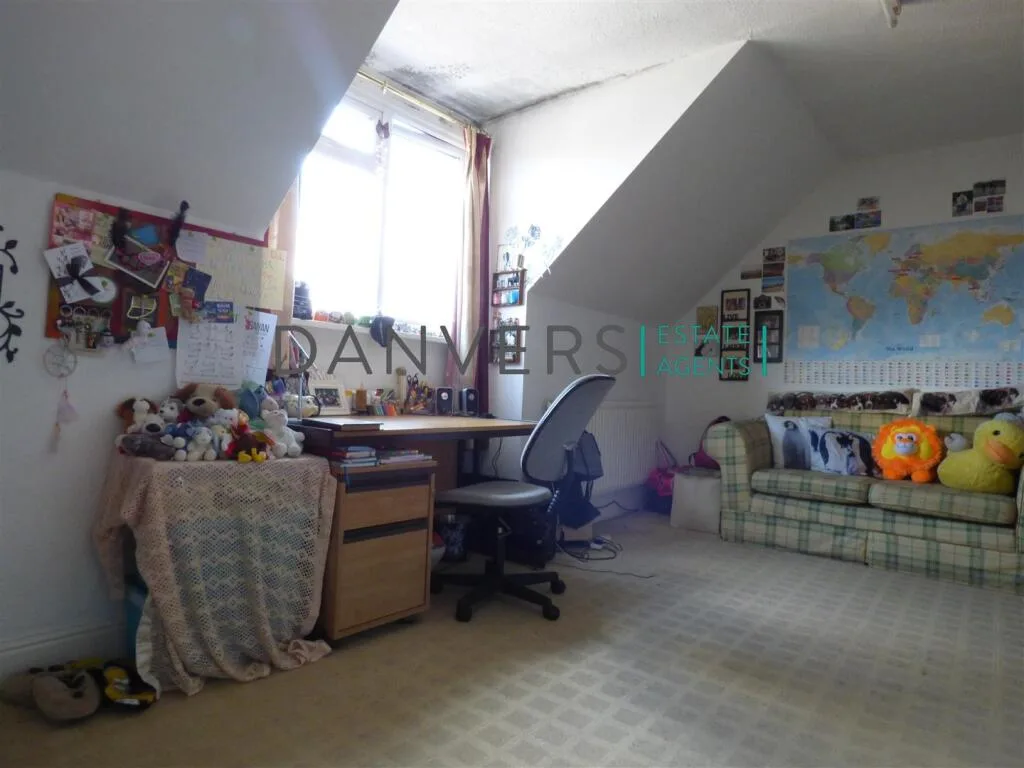 4 bedroom detached house for rent