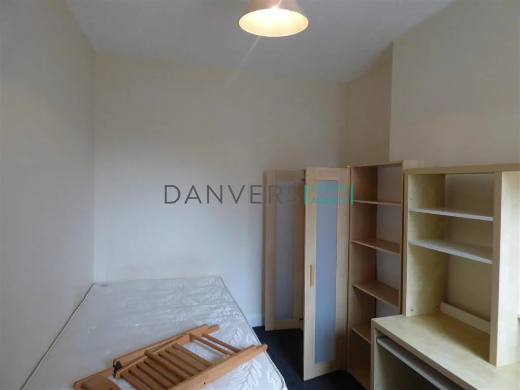 4 bedroom detached house for rent