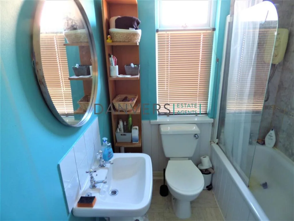 4 bedroom detached house for rent