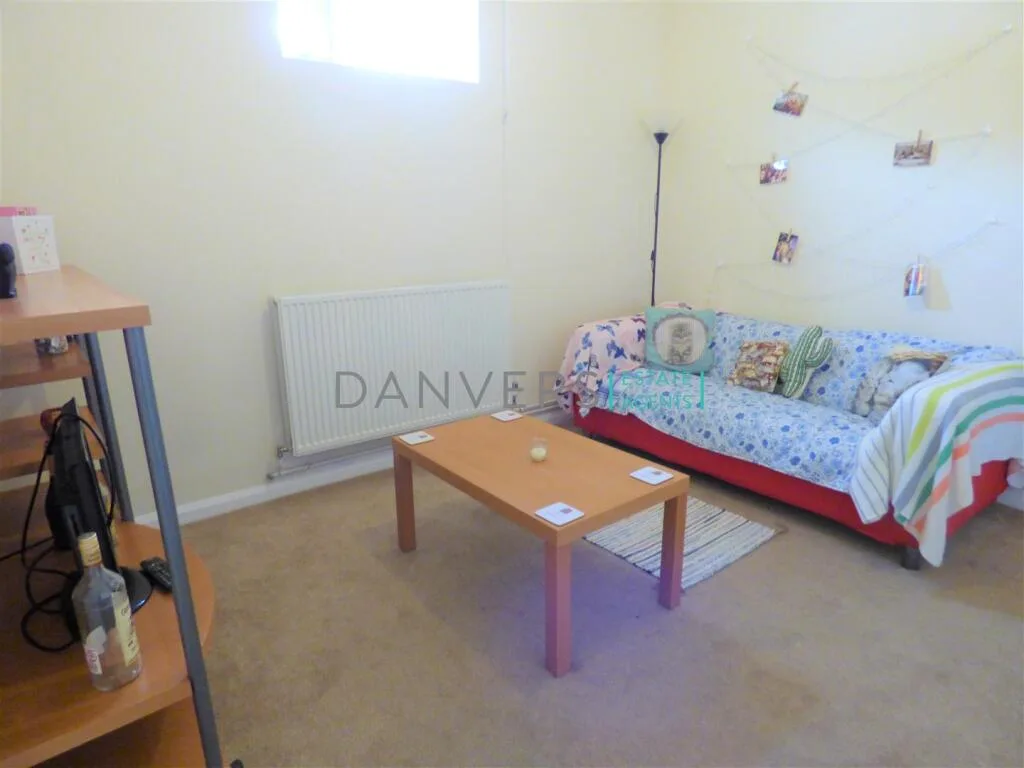 2 bedroom terraced house for rent
