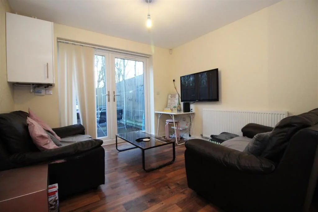 4 bedroom house for rent