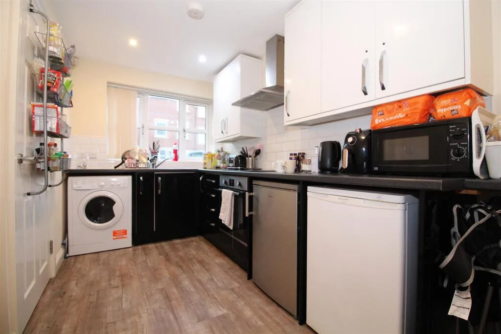 4 bedroom house for rent