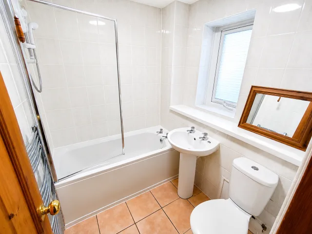 1 bedroom maisonette for rent