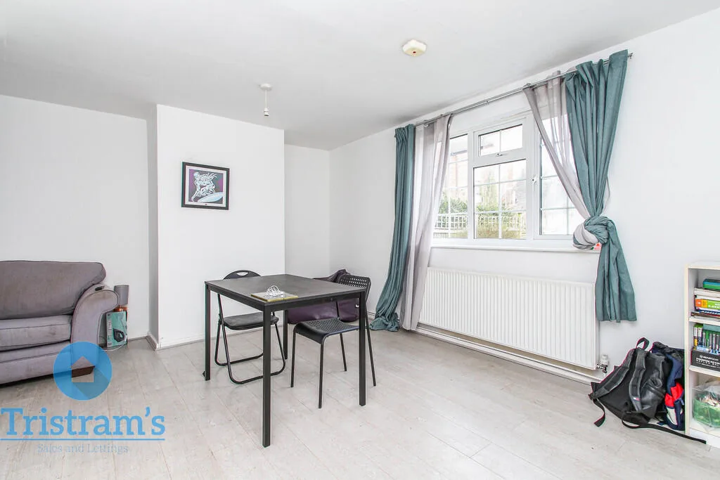 2 bedroom semi-detached house for rent