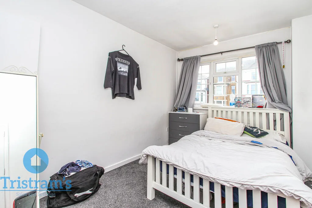 2 bedroom semi-detached house for rent