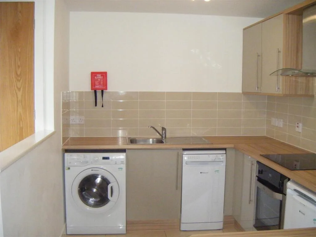 2 bedroom ground floor flat for rent