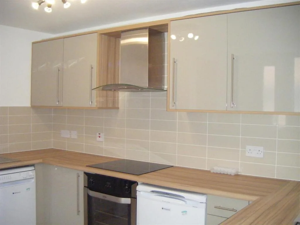 2 bedroom ground floor flat for rent