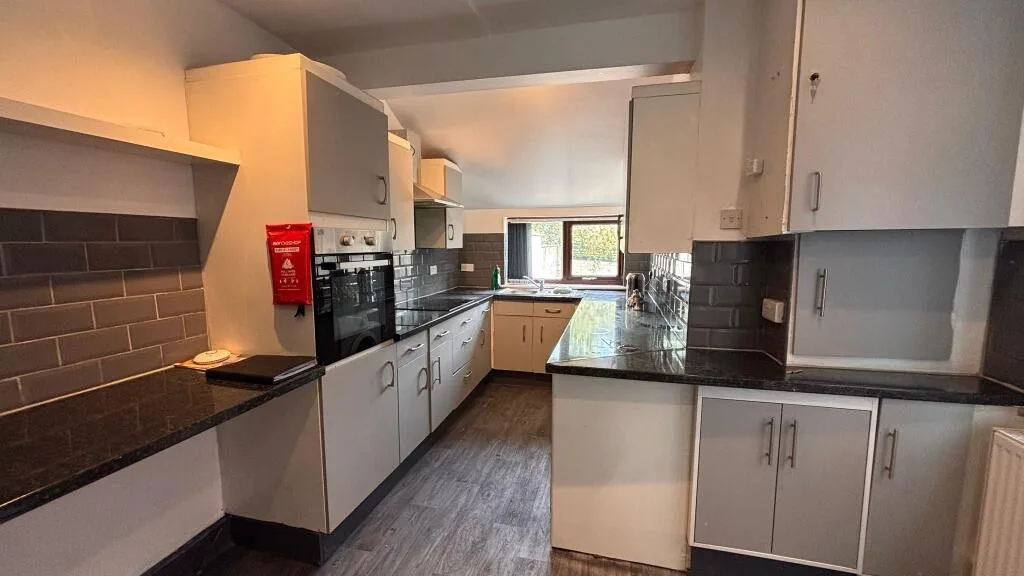 1 bedroom semi-detached house for rent