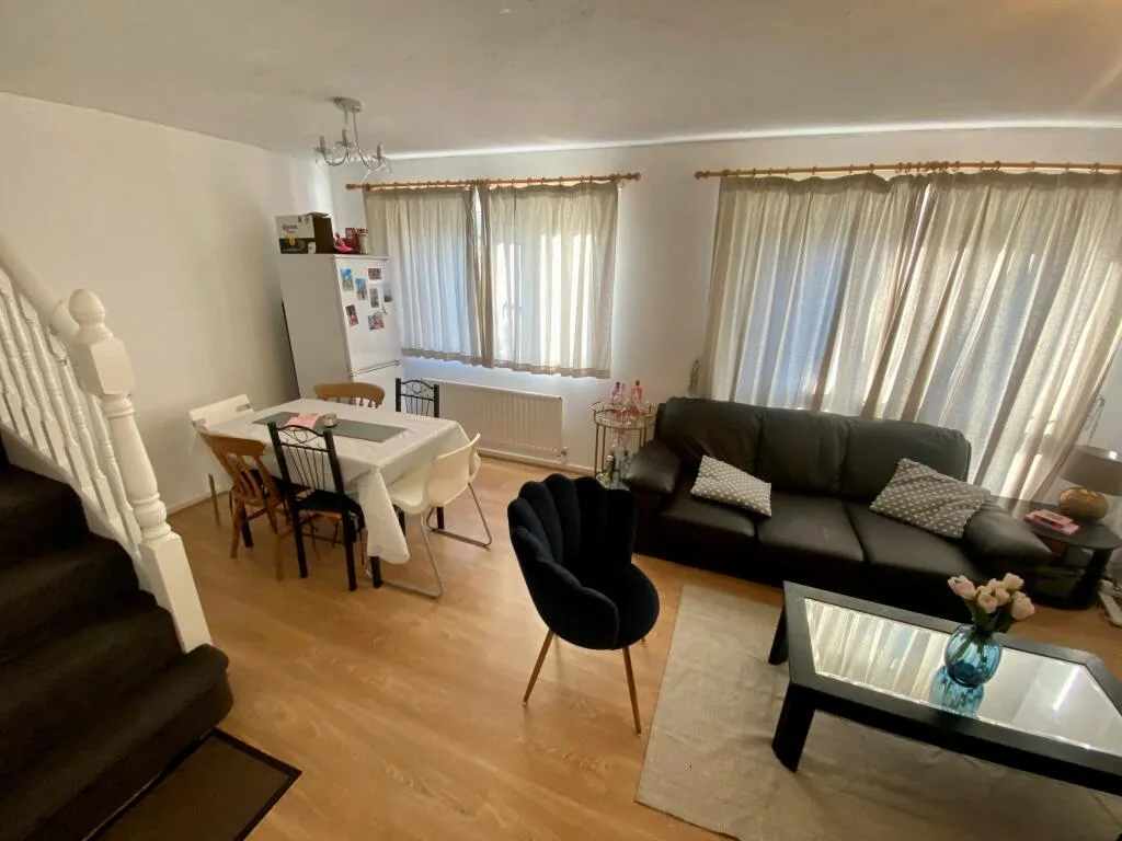 3 bedroom property for rent