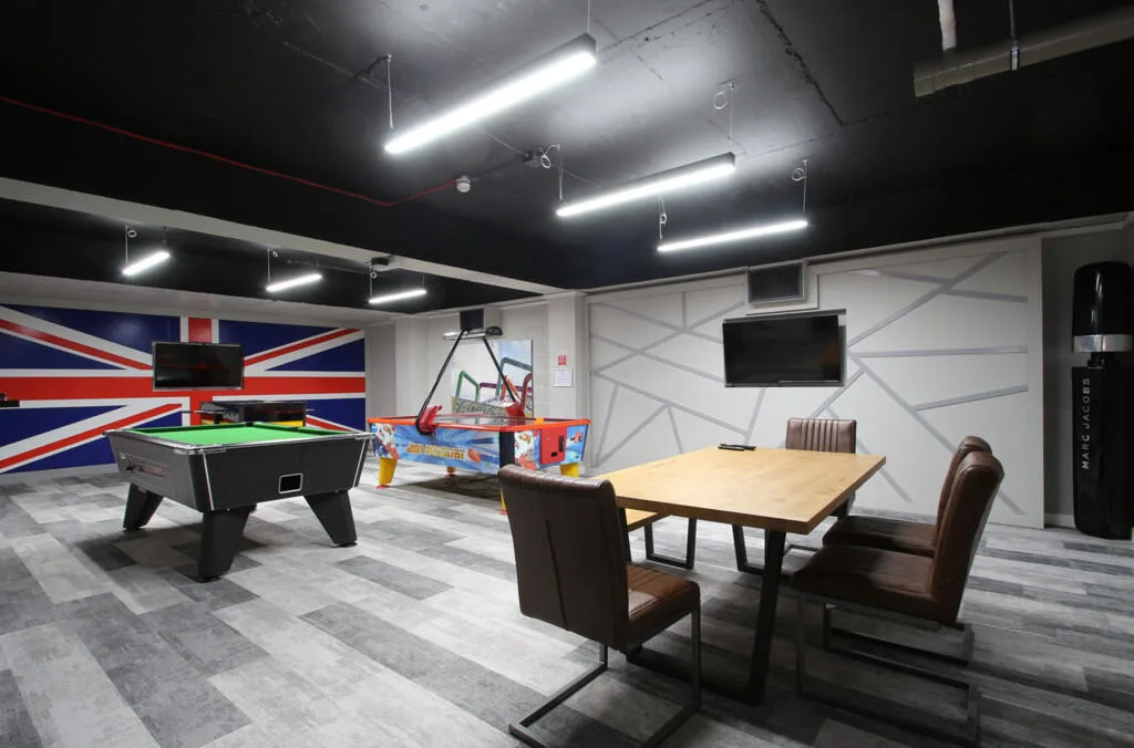 5 bedroom apartment for rent